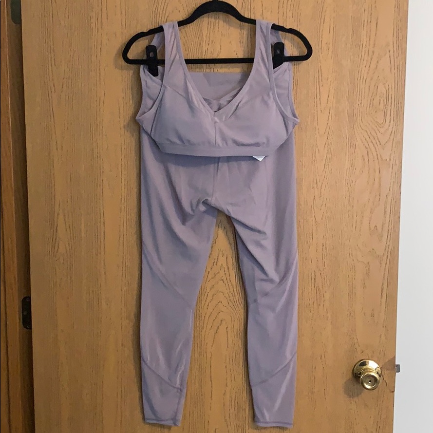 Fabletics Lilac Set